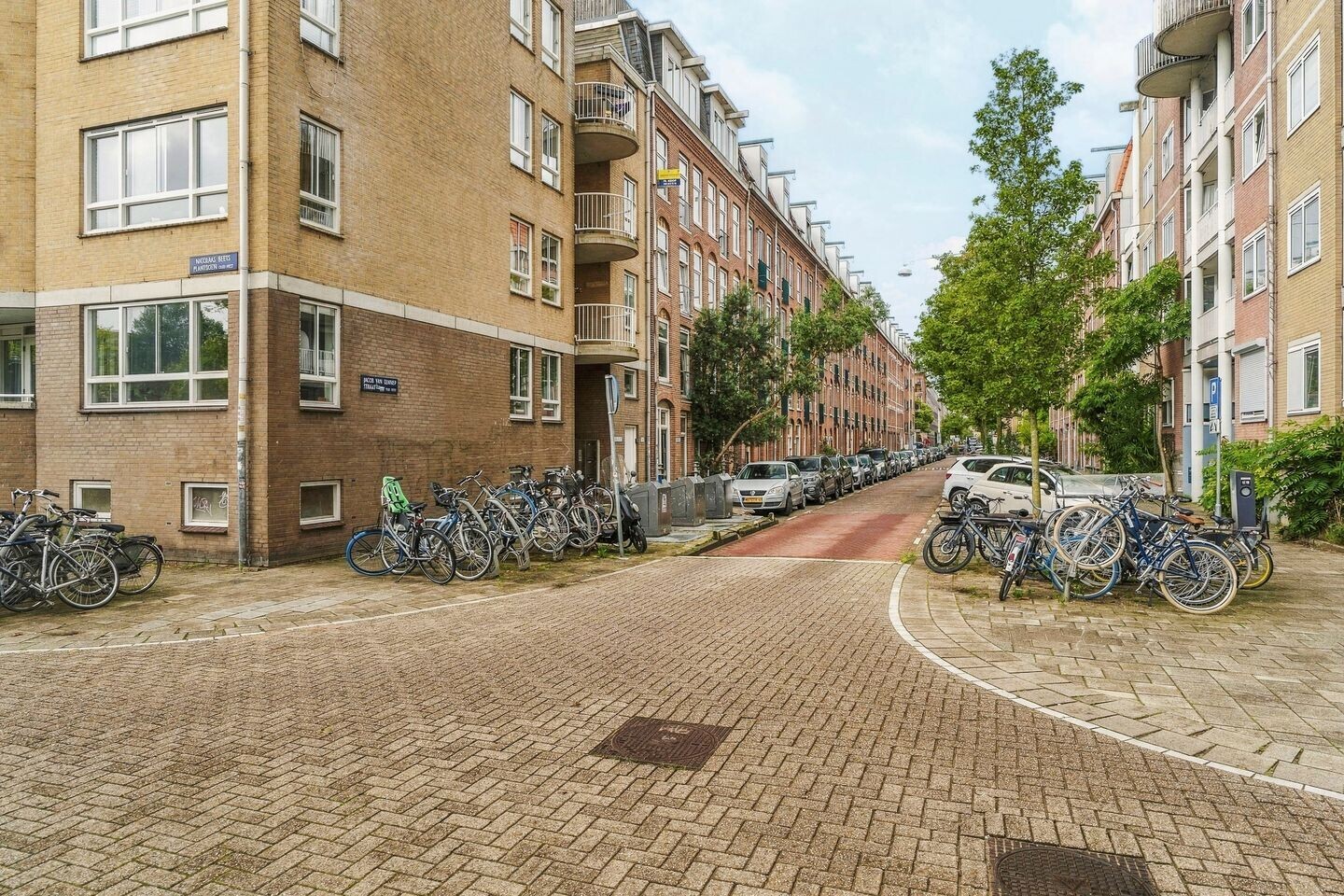 Appartement te koop: Jacob van Lennepstraat 225, Amsterdam