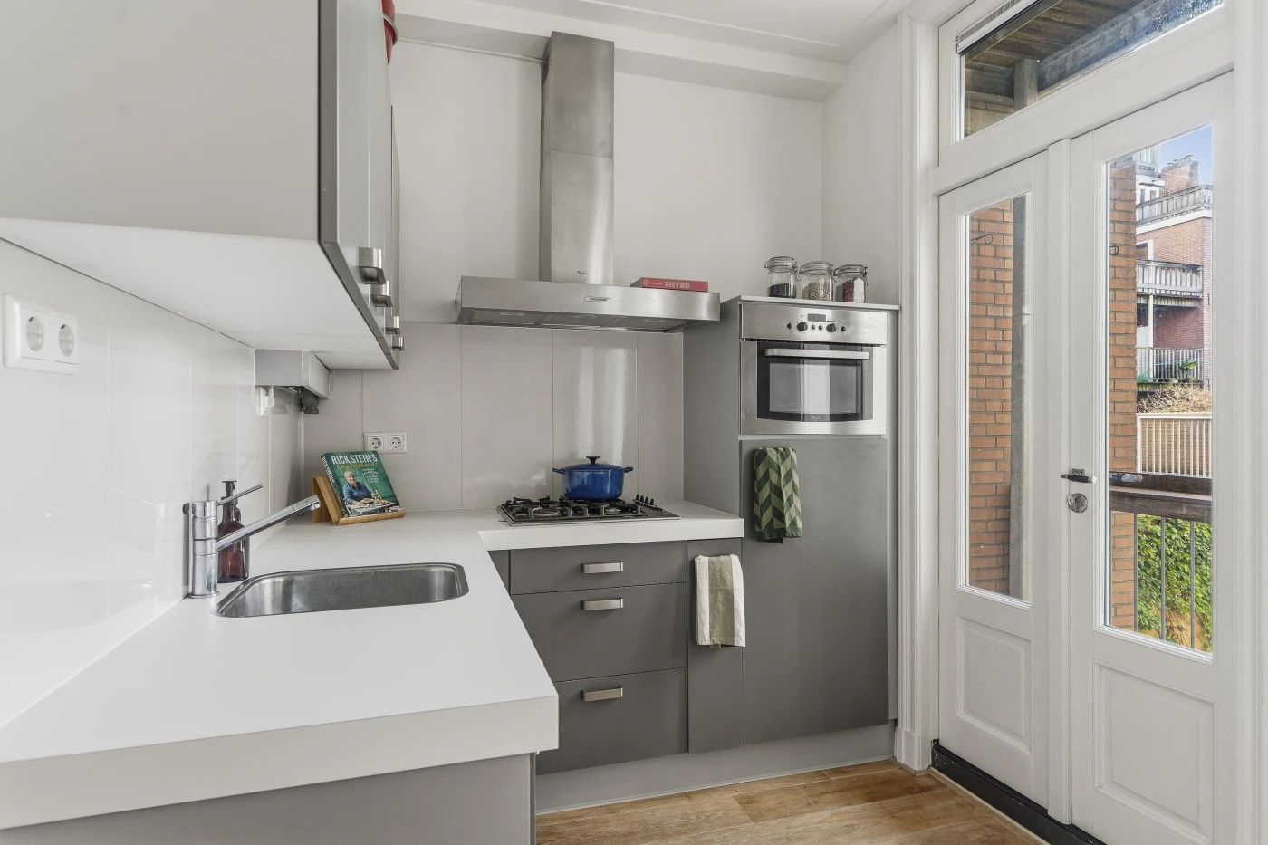 Appartement te koop: Nicolaas Beetsstraat 50-1, Amsterdam