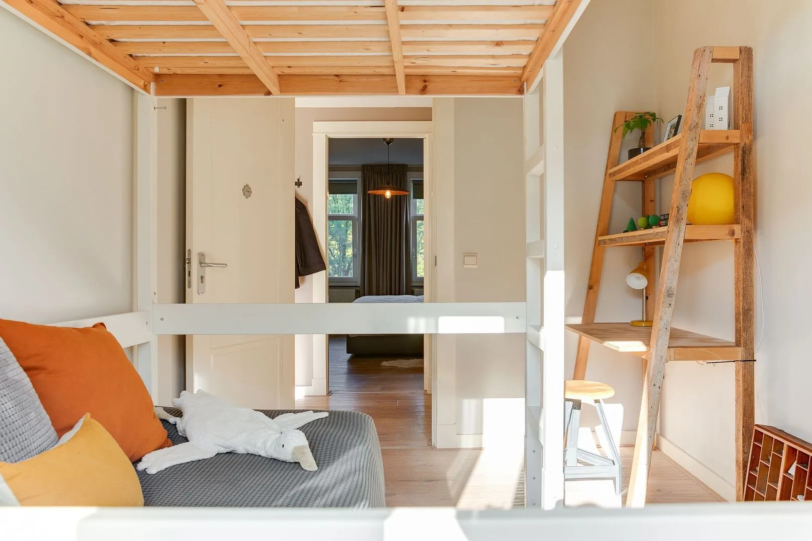 Appartement te koop: Tweede Kostverlorenkade 131-2, Amsterdam
