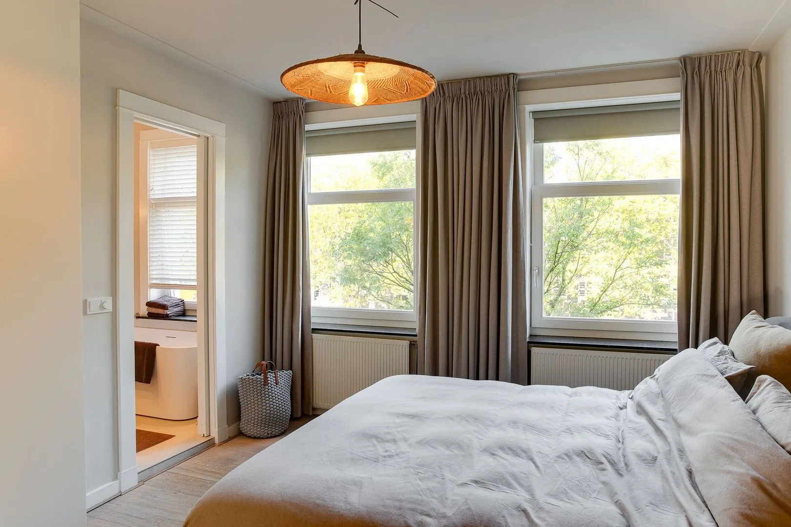 Appartement te koop: Tweede Kostverlorenkade 131-2, Amsterdam