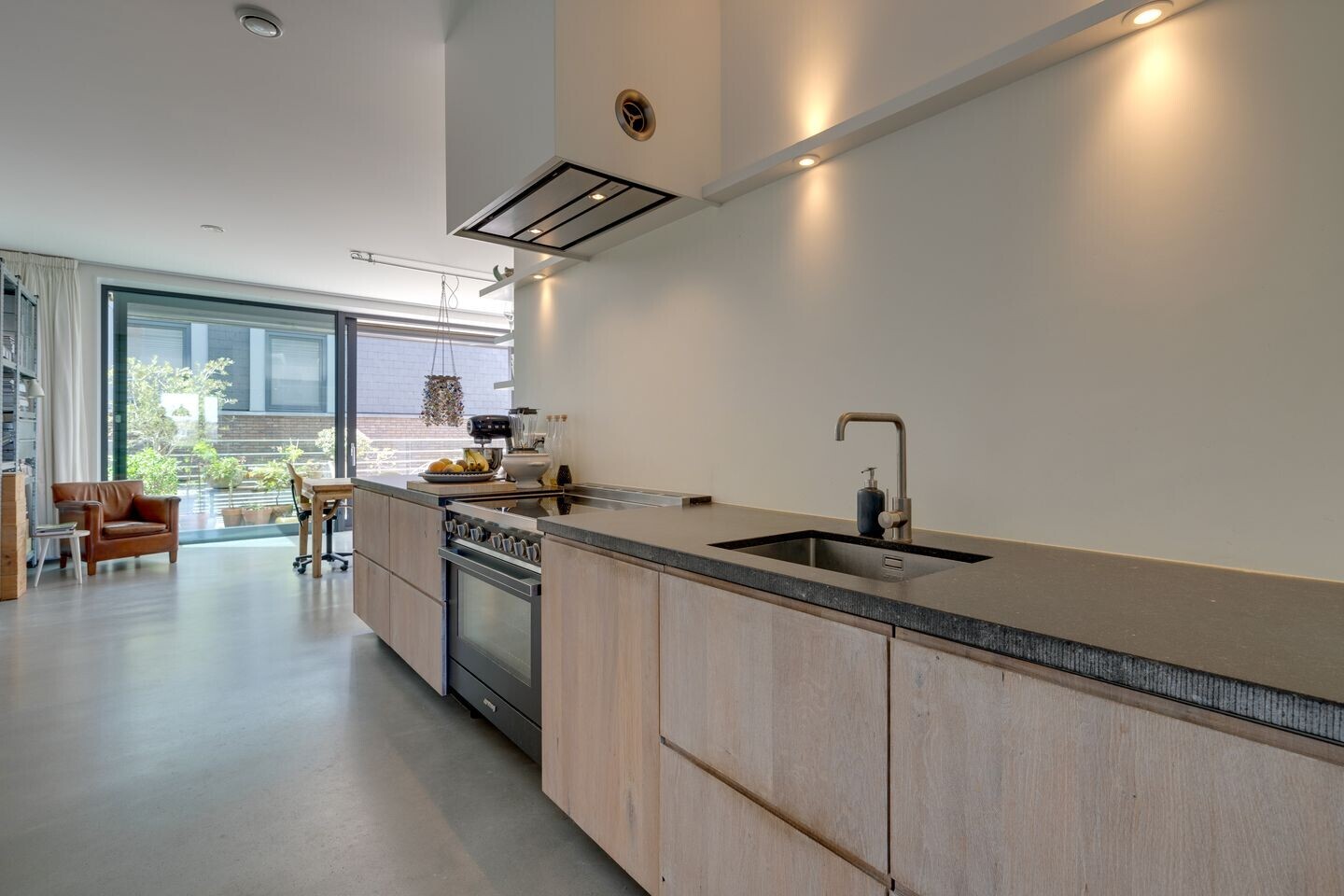 Appartement te koop: Bilderdijkkade 50A8, Amsterdam