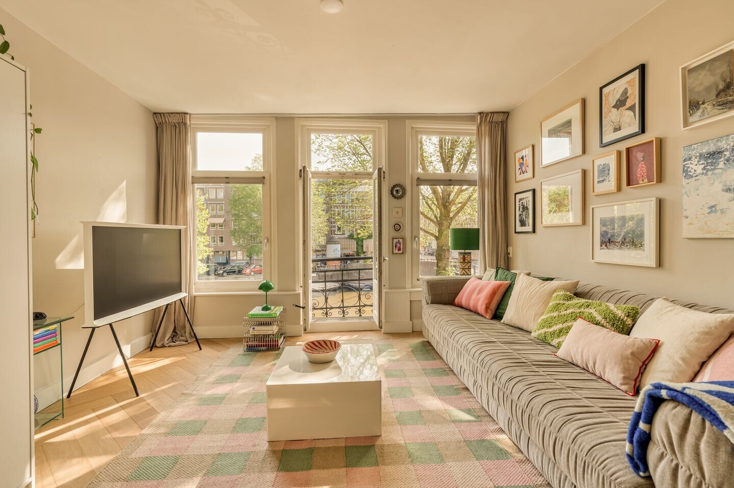 Studio te koop: Bilderdijkkade 68-1, Amsterdam