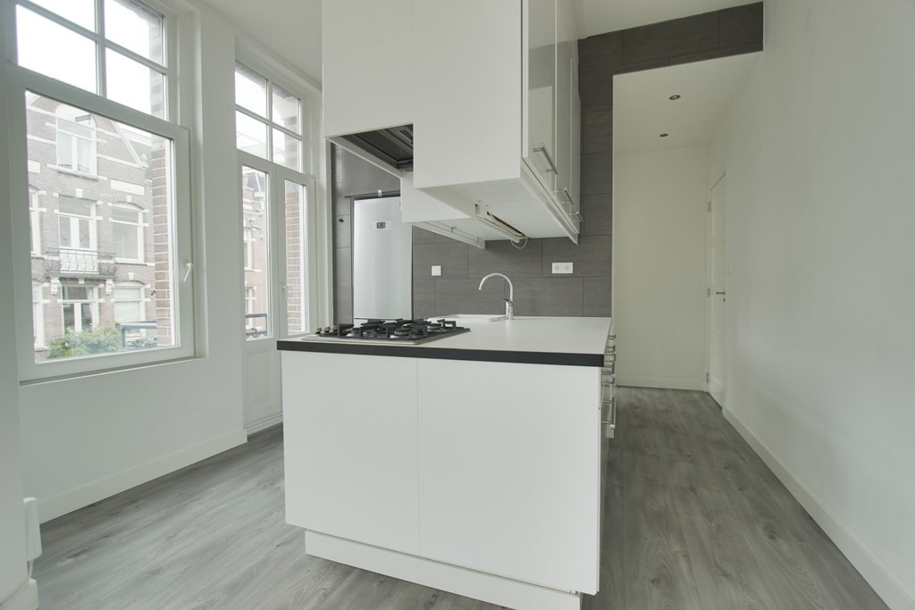 Appartement te huur: Eerste Constantijn Huygensstraat 59-3, Amsterdam