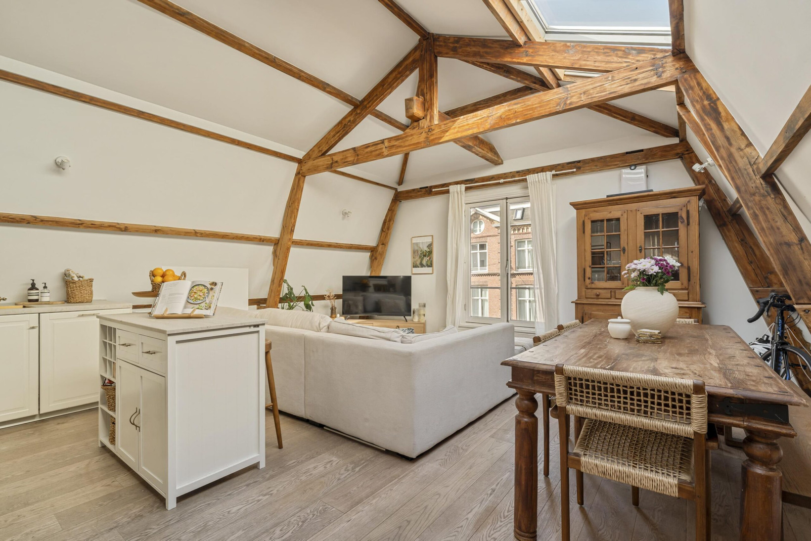 Appartement te koop: Eerste Constantijn Huygensstraat 111C, Amsterdam