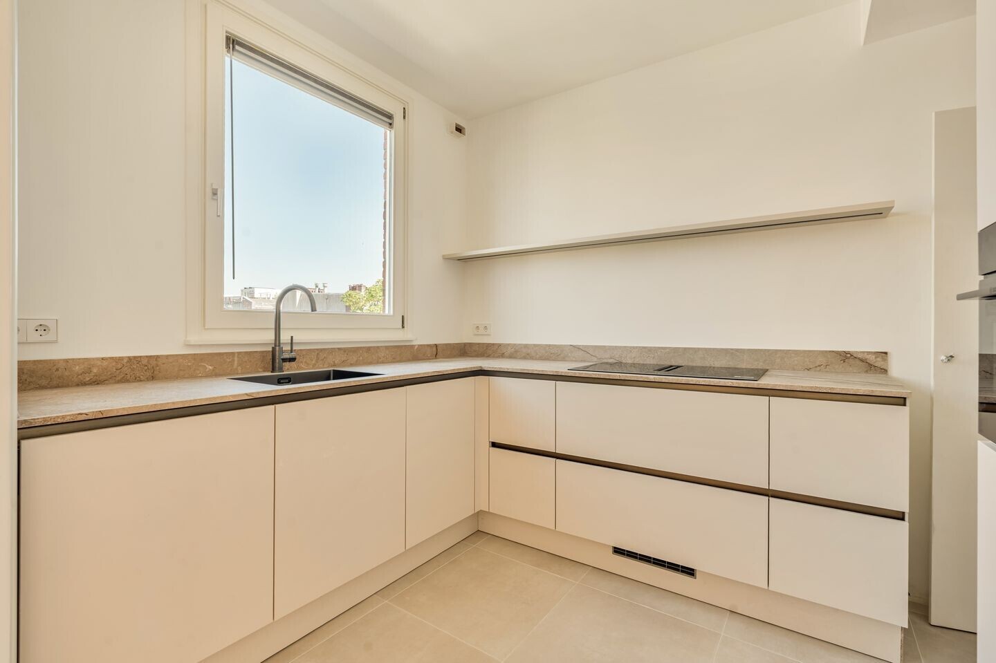 Appartement te koop: Tweede Helmersstraat 8-3, Amsterdam