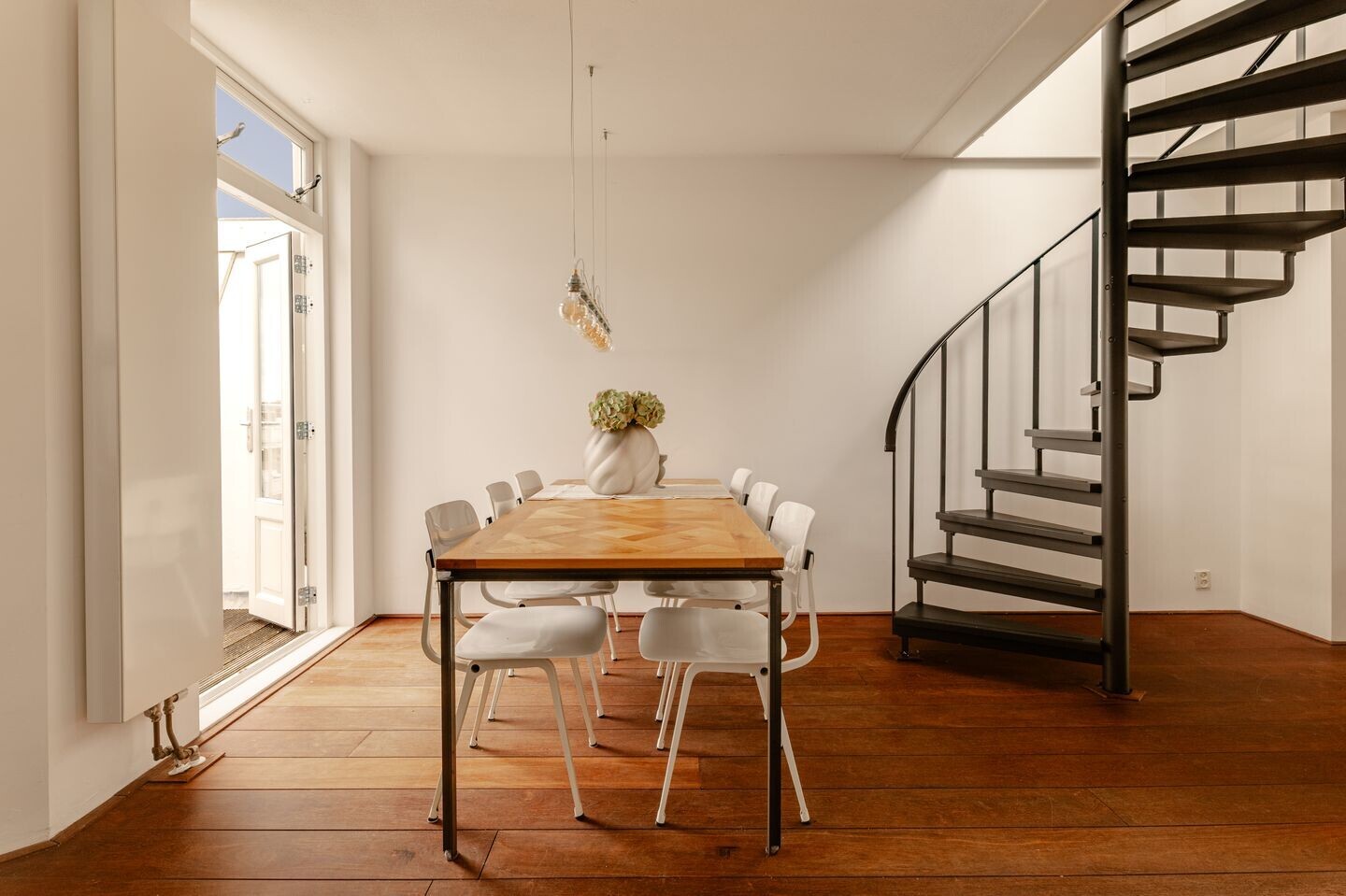 Appartement te koop: Staringplein 2-4, Amsterdam