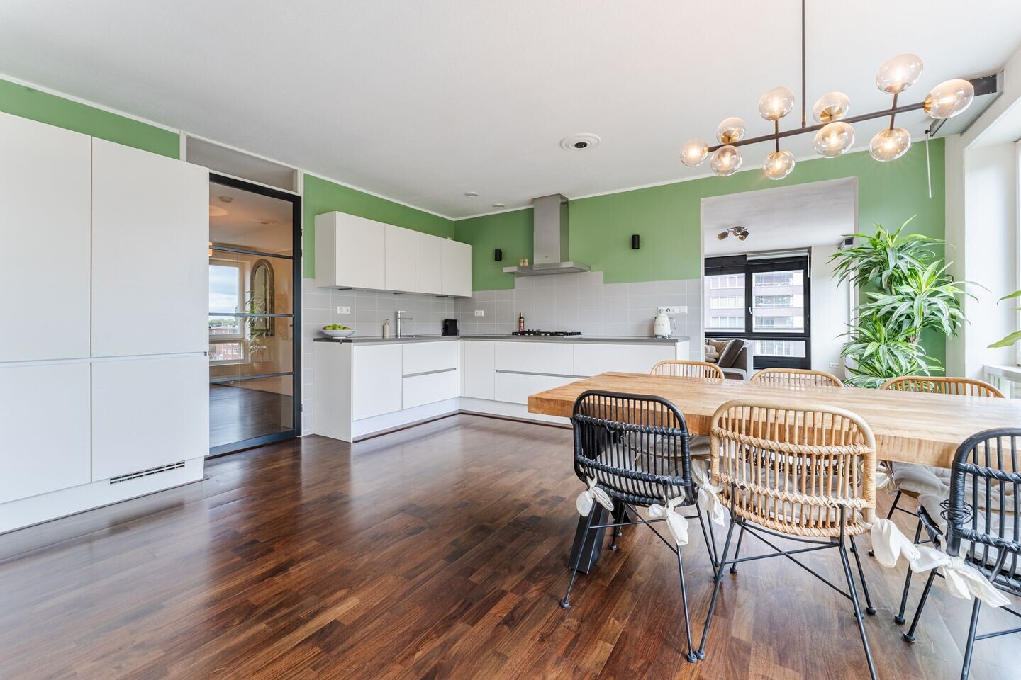 Appartement te koop: Bos en Lommerplein 109, Amsterdam