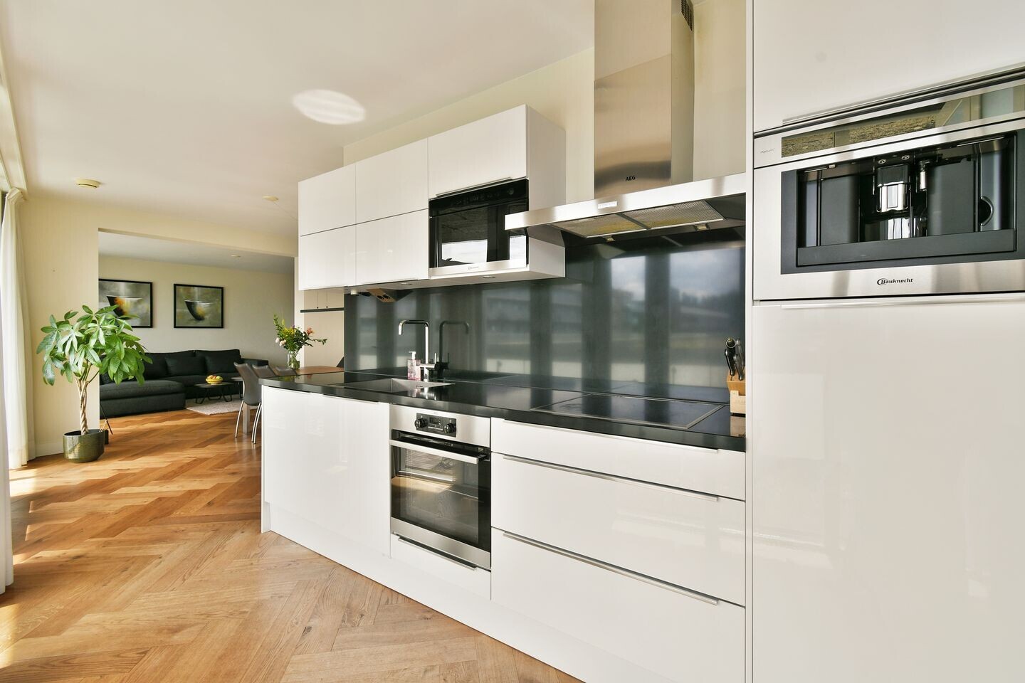 Appartement te koop: Bos en Lommerplein 39, Amsterdam