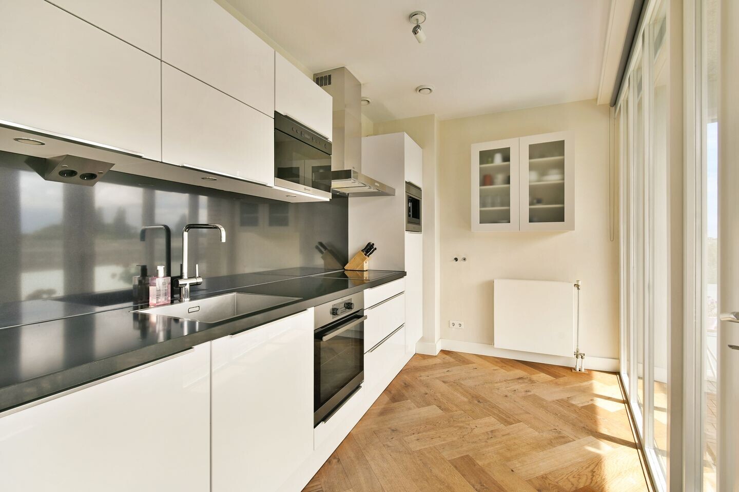 Appartement te koop: Bos en Lommerplein 39, Amsterdam