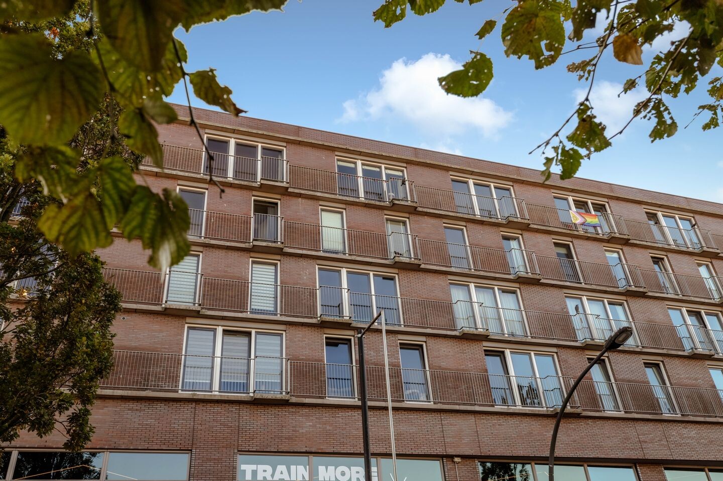 Appartement te koop: Bos en Lommerplein 62, Amsterdam