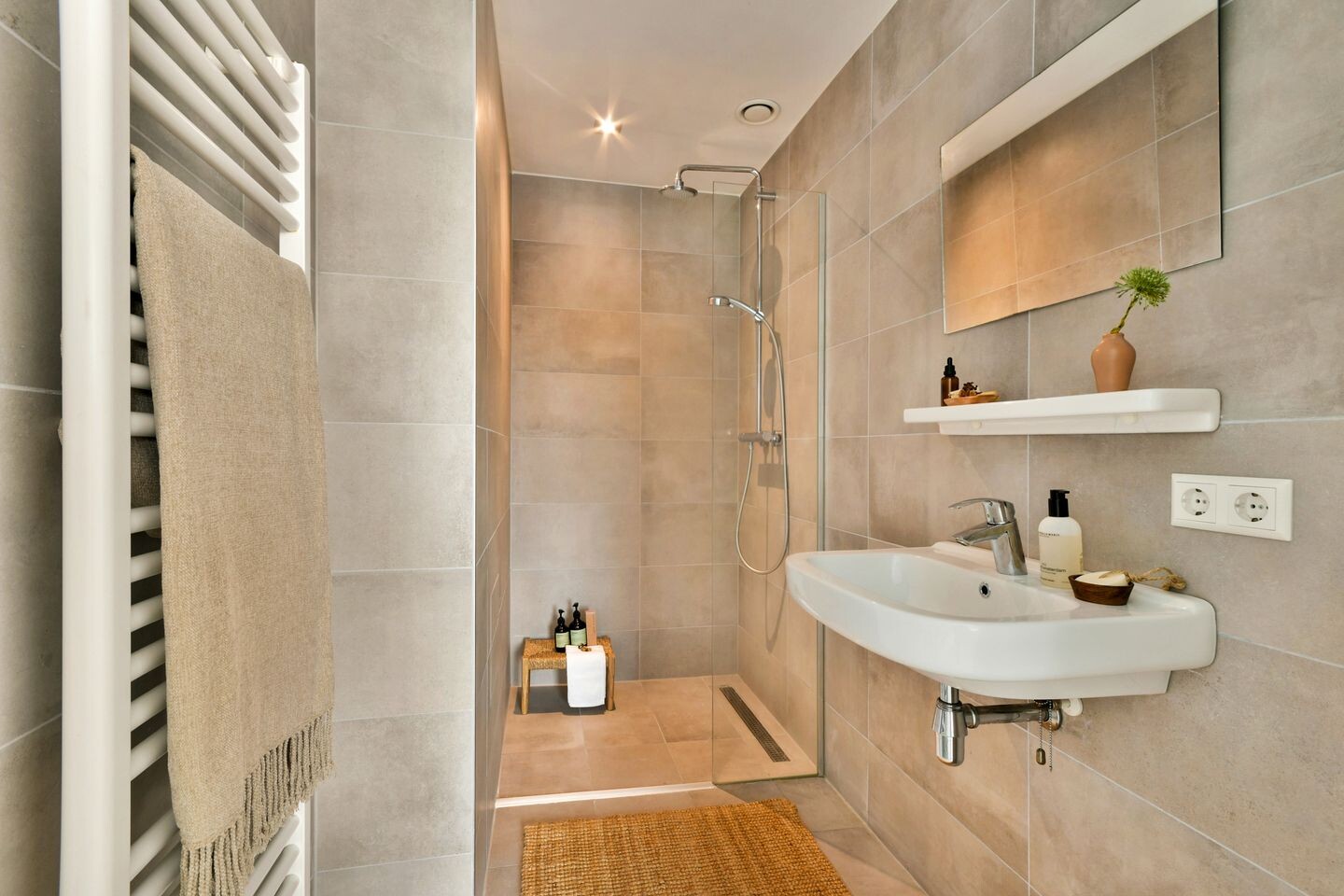 Appartement te koop: Nieuwpoortstraat 86A14, Amsterdam