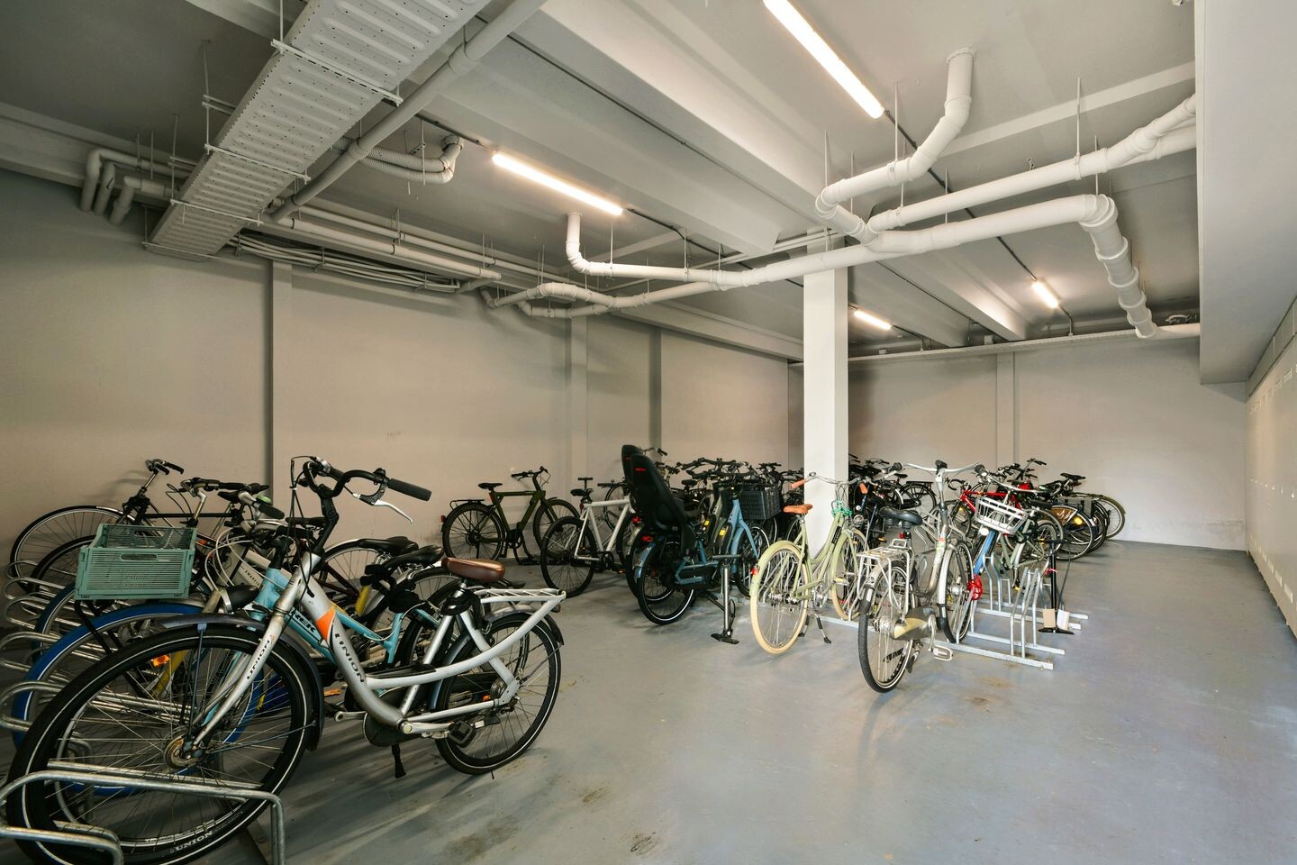 Appartement te koop: Nieuwpoortstraat 86A14, Amsterdam