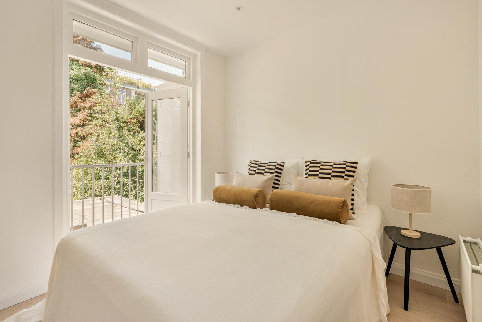 Appartement te koop: Bestevâerstraat 233-1, Amsterdam