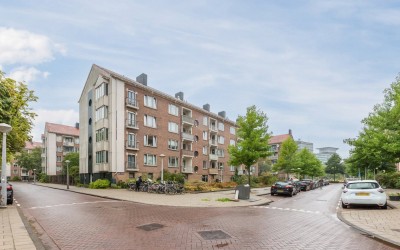 Robert Scottstraat 13-H
