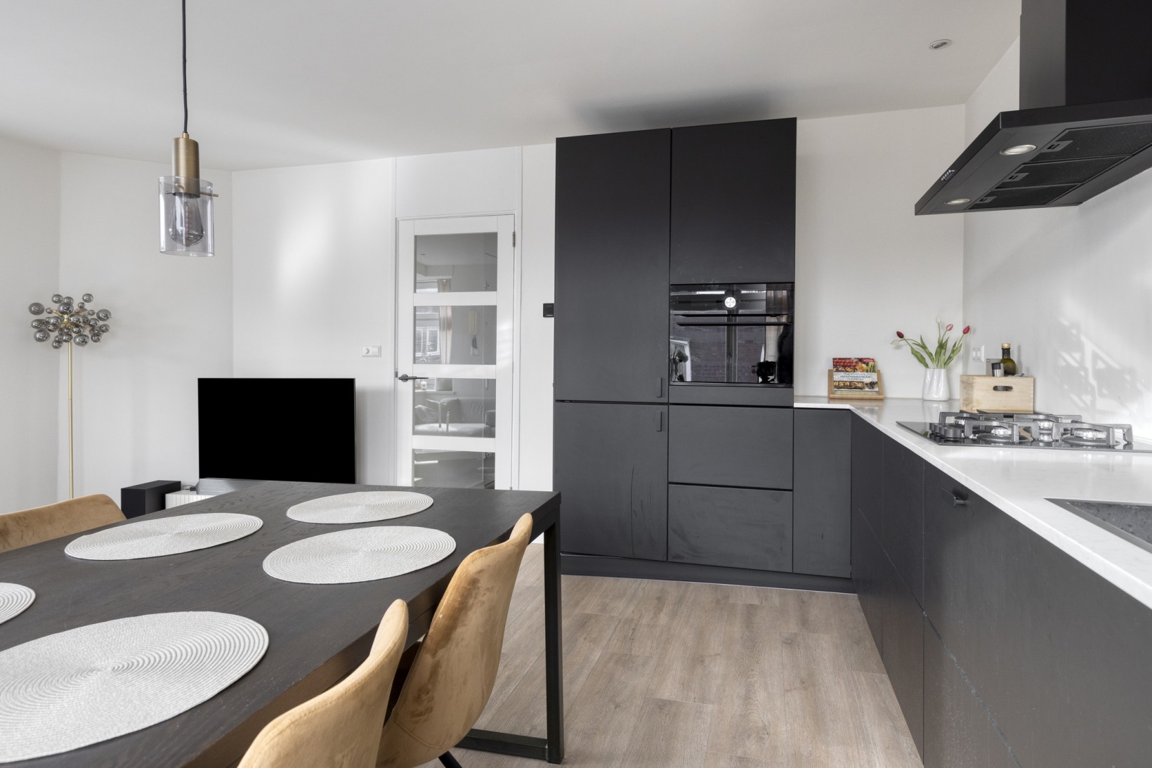 Appartement te koop: jan van galenstraat 170-3, Amsterdam