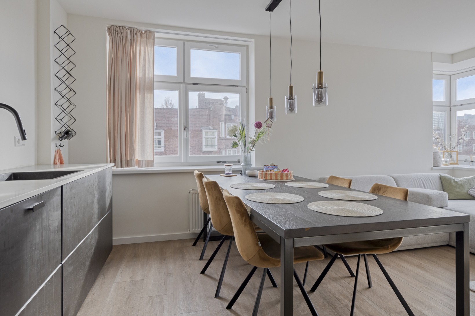 Appartement te koop: jan van galenstraat 170-3, Amsterdam