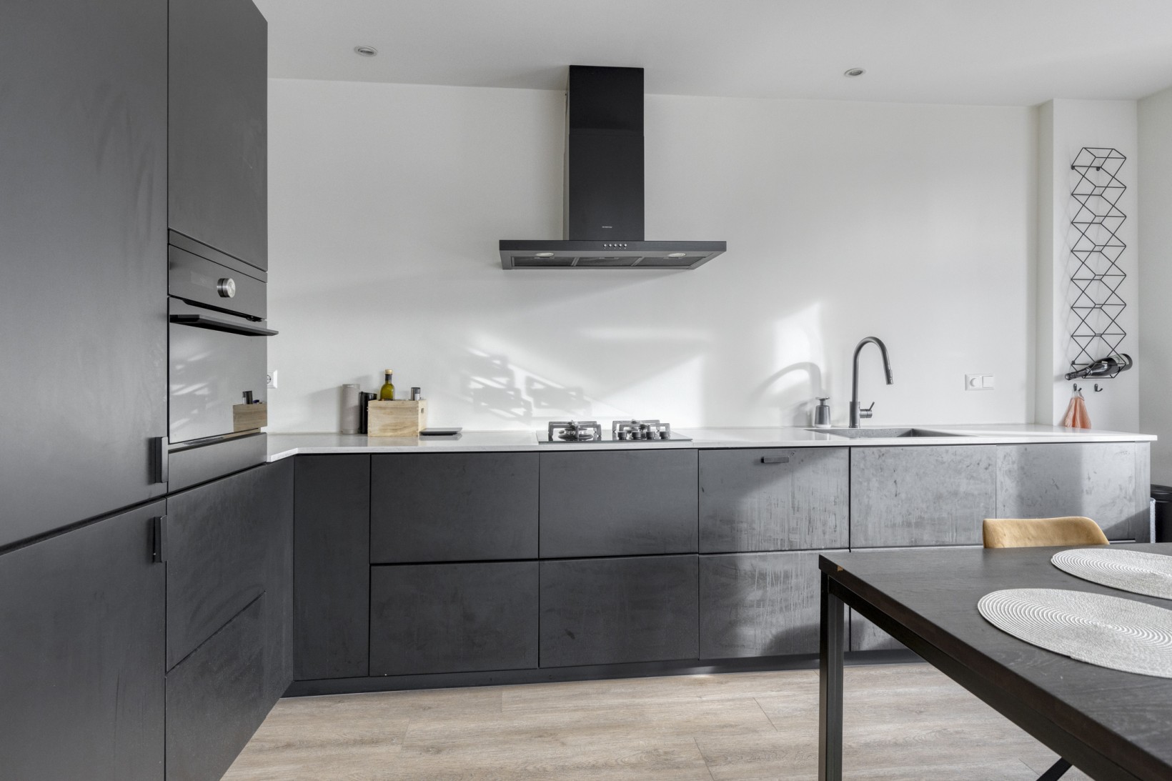 Appartement te koop: jan van galenstraat 170-3, Amsterdam