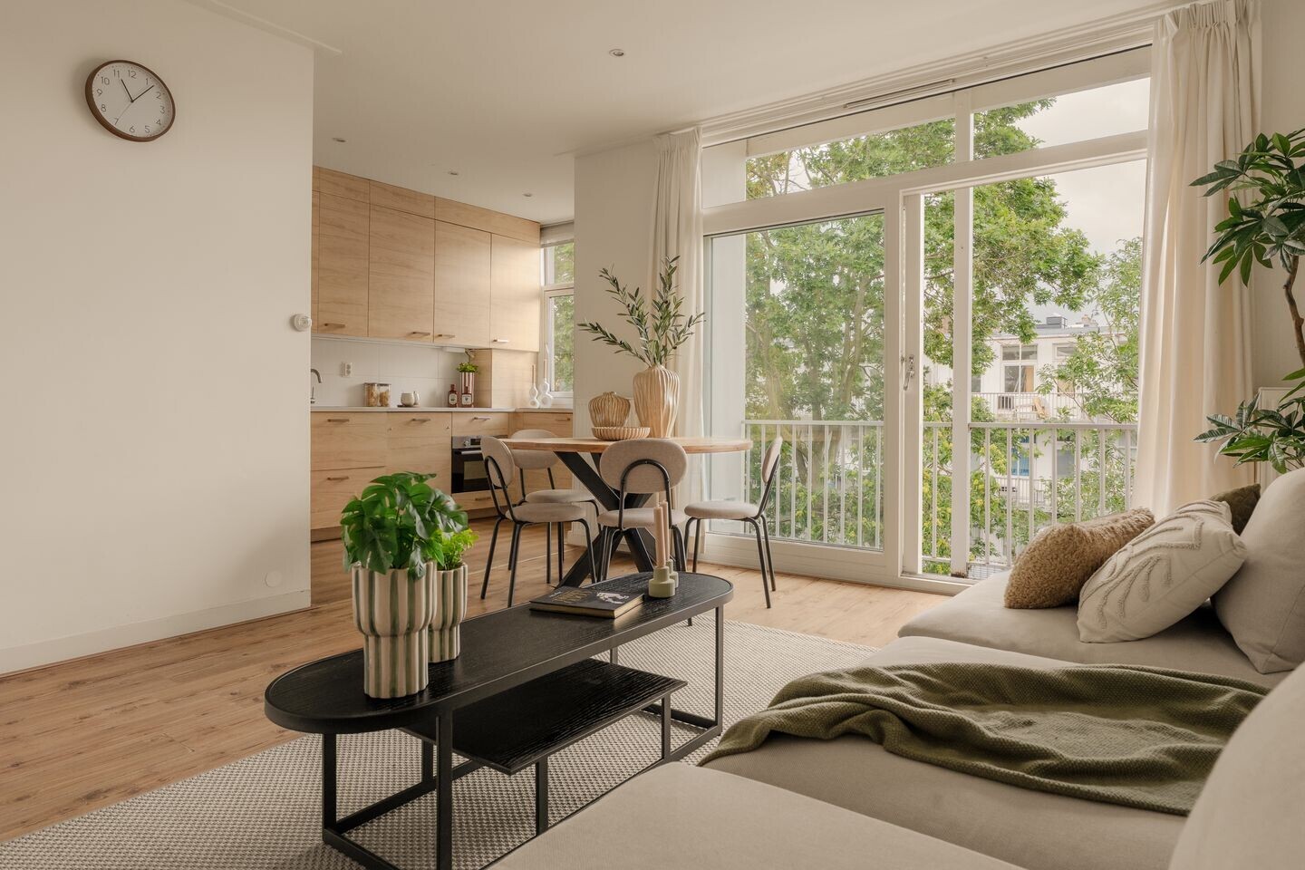 Appartement te koop: Bestevâerstraat 99-3, Amsterdam