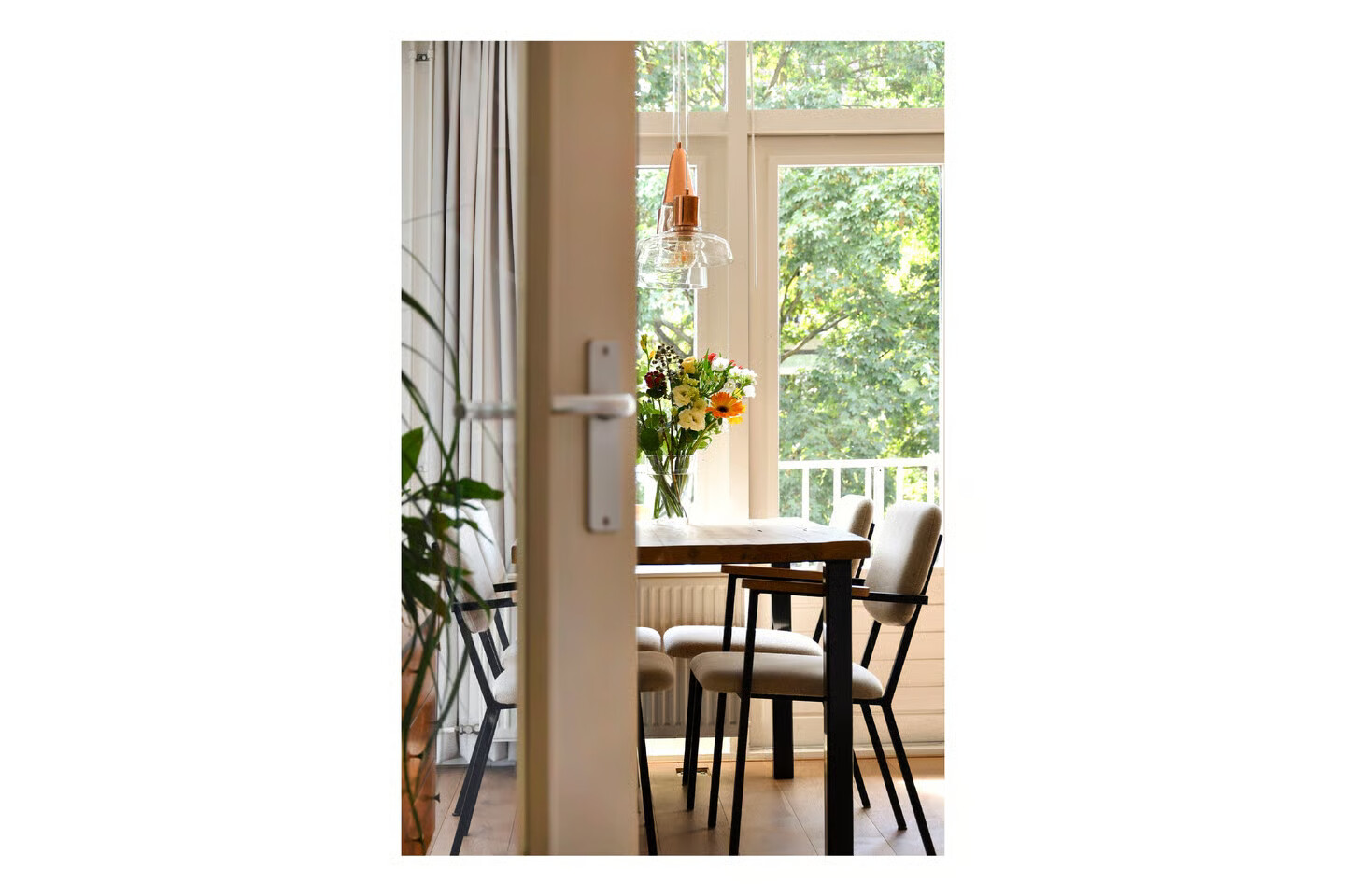 Appartement te koop: Bestevâerstraat 131-2, Amsterdam