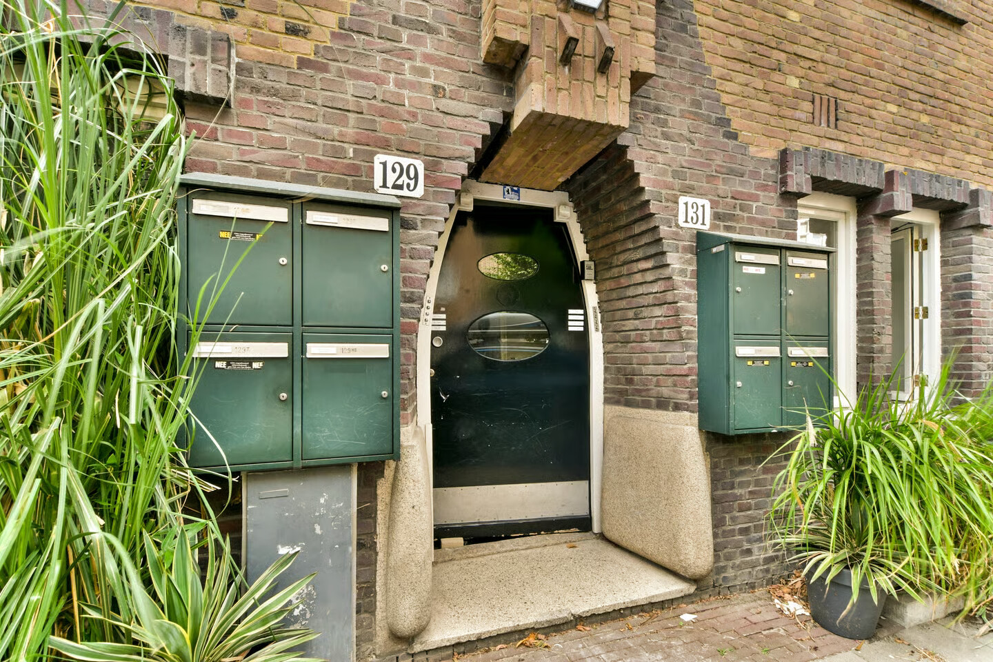 Appartement te koop: Bestevâerstraat 131-2, Amsterdam