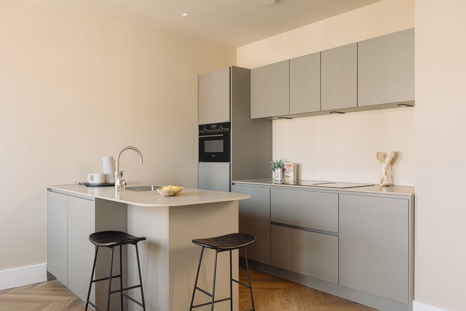 Appartement te koop: Maarten Harpertszoon Trompstraat 43-3, Amsterdam