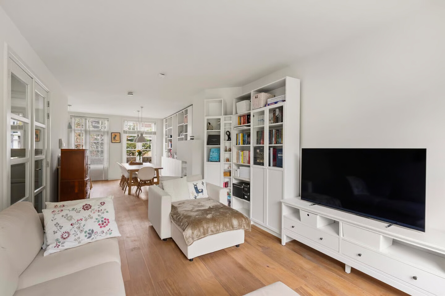 Appartement te koop: Willem de Zwijgerlaan 145-3, Amsterdam
