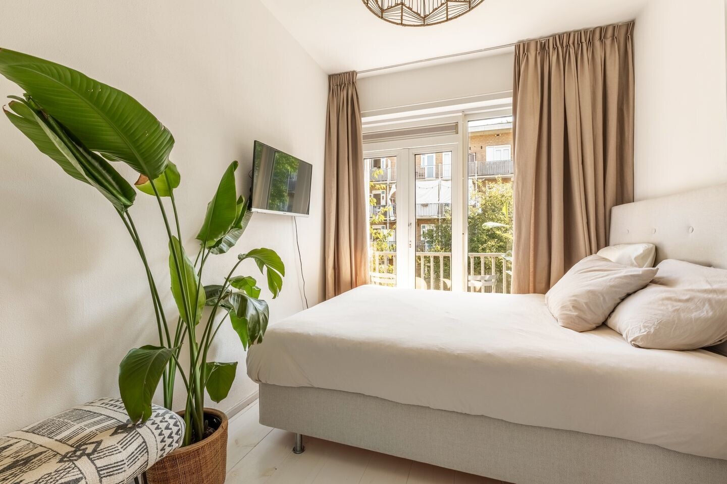 Appartement te koop: Willem de Zwijgerlaan 50-1, Amsterdam