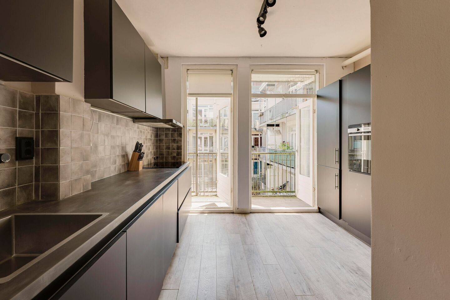 Appartement te koop: Orteliusstraat 154-2, Amsterdam