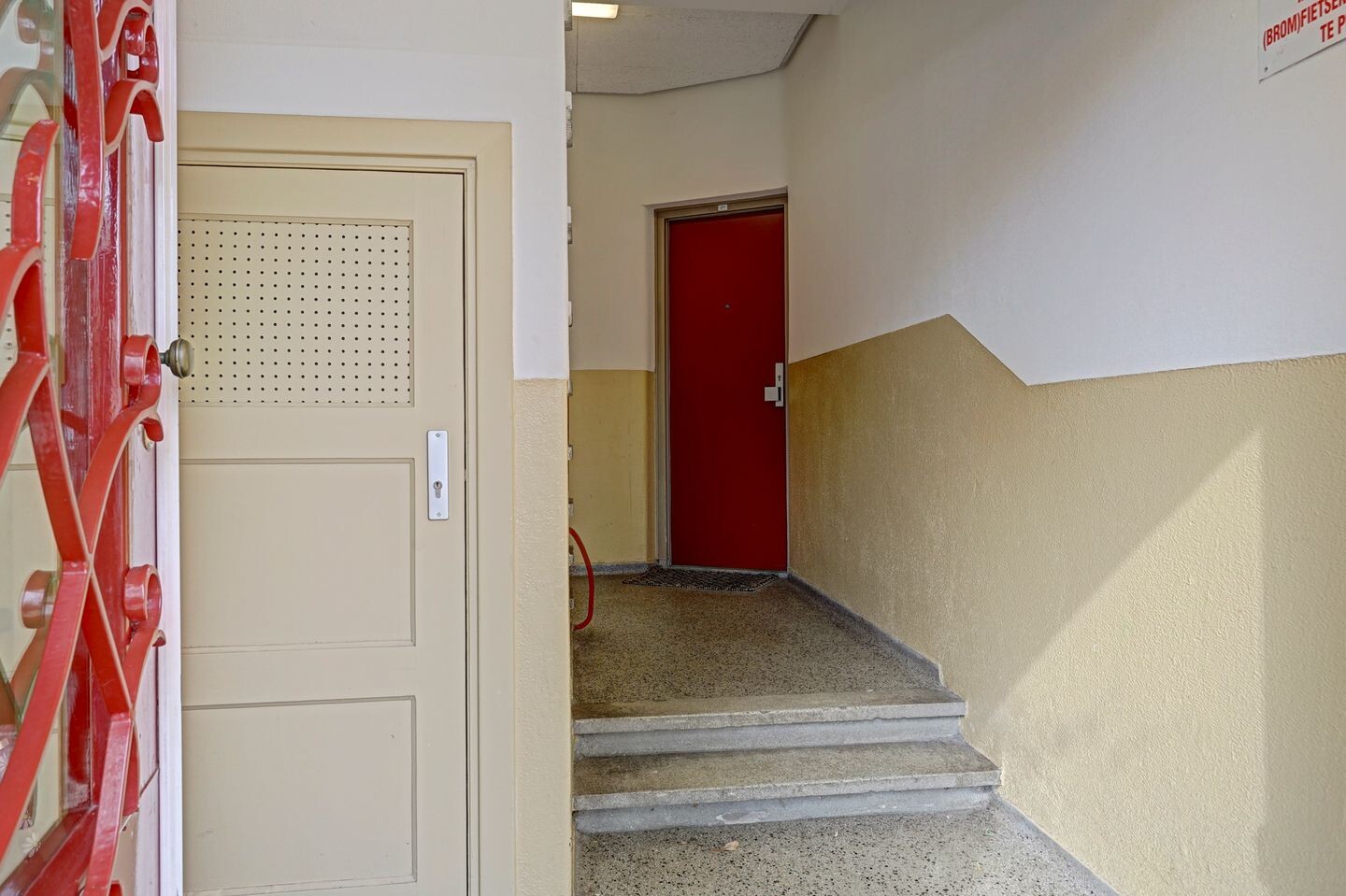 Appartement te koop: Postjeskade 8-2, Amsterdam