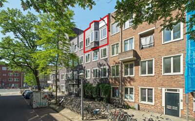 Van Spilber. 7-3