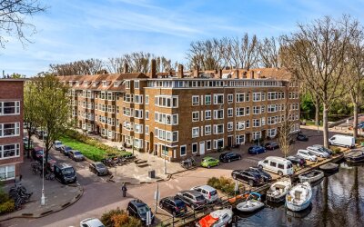 Van Walbeec. 107-H