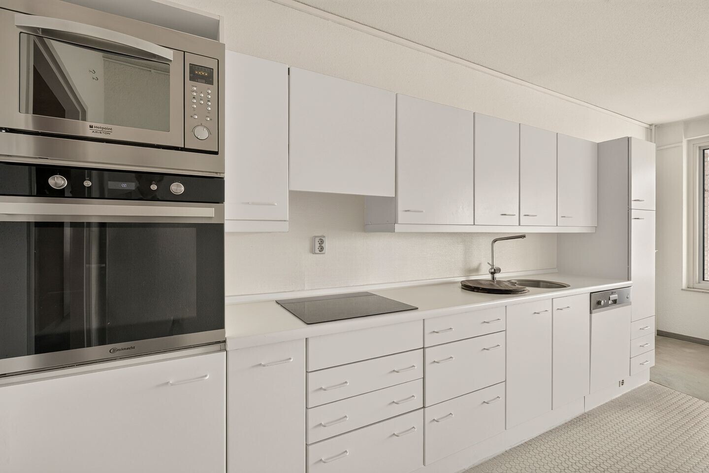 Appartement te koop: Nachtwachtlaan 323, Amsterdam