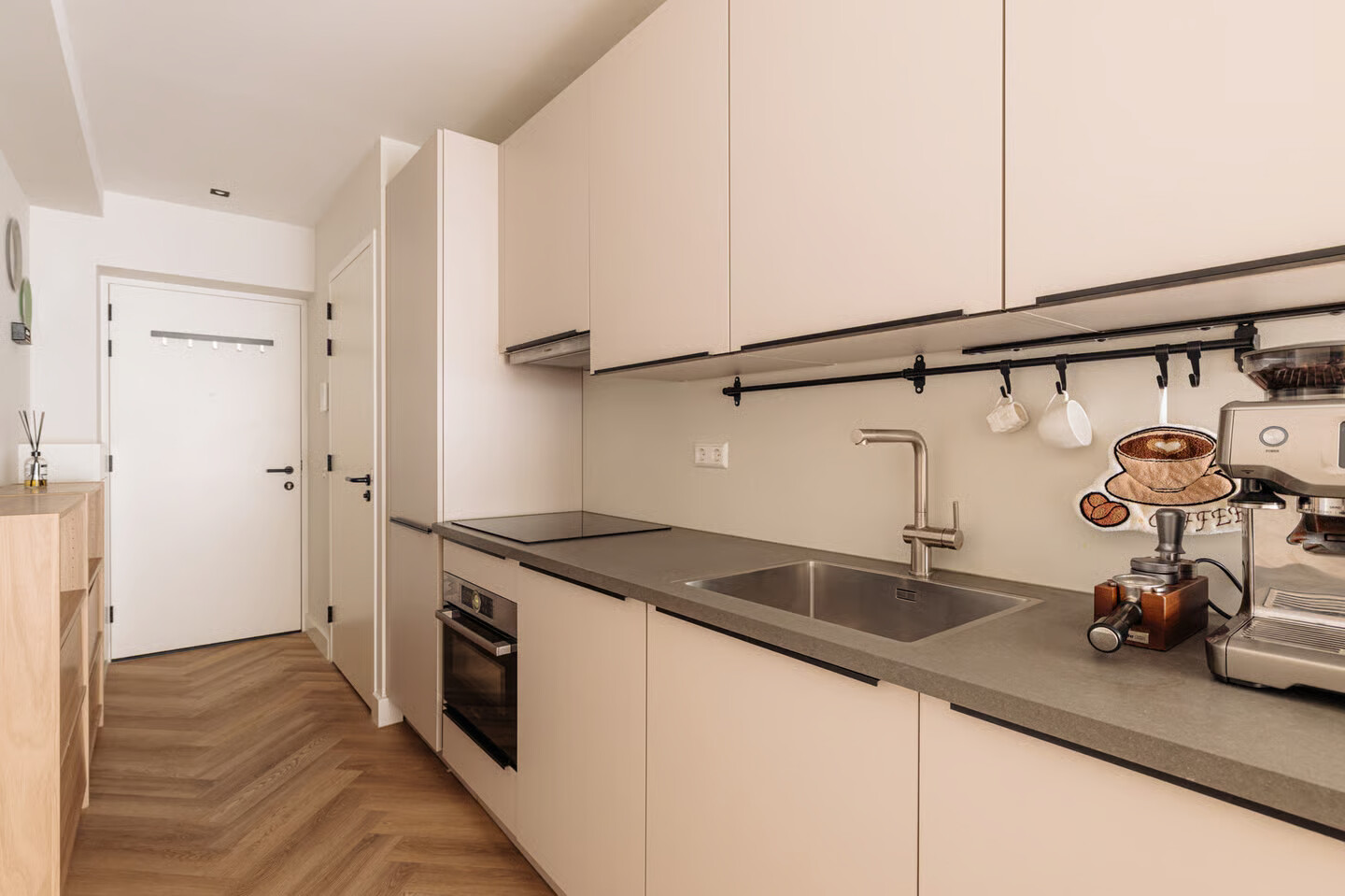 Studio te koop: Andreas Schelfhoutstraat 48H, Amsterdam