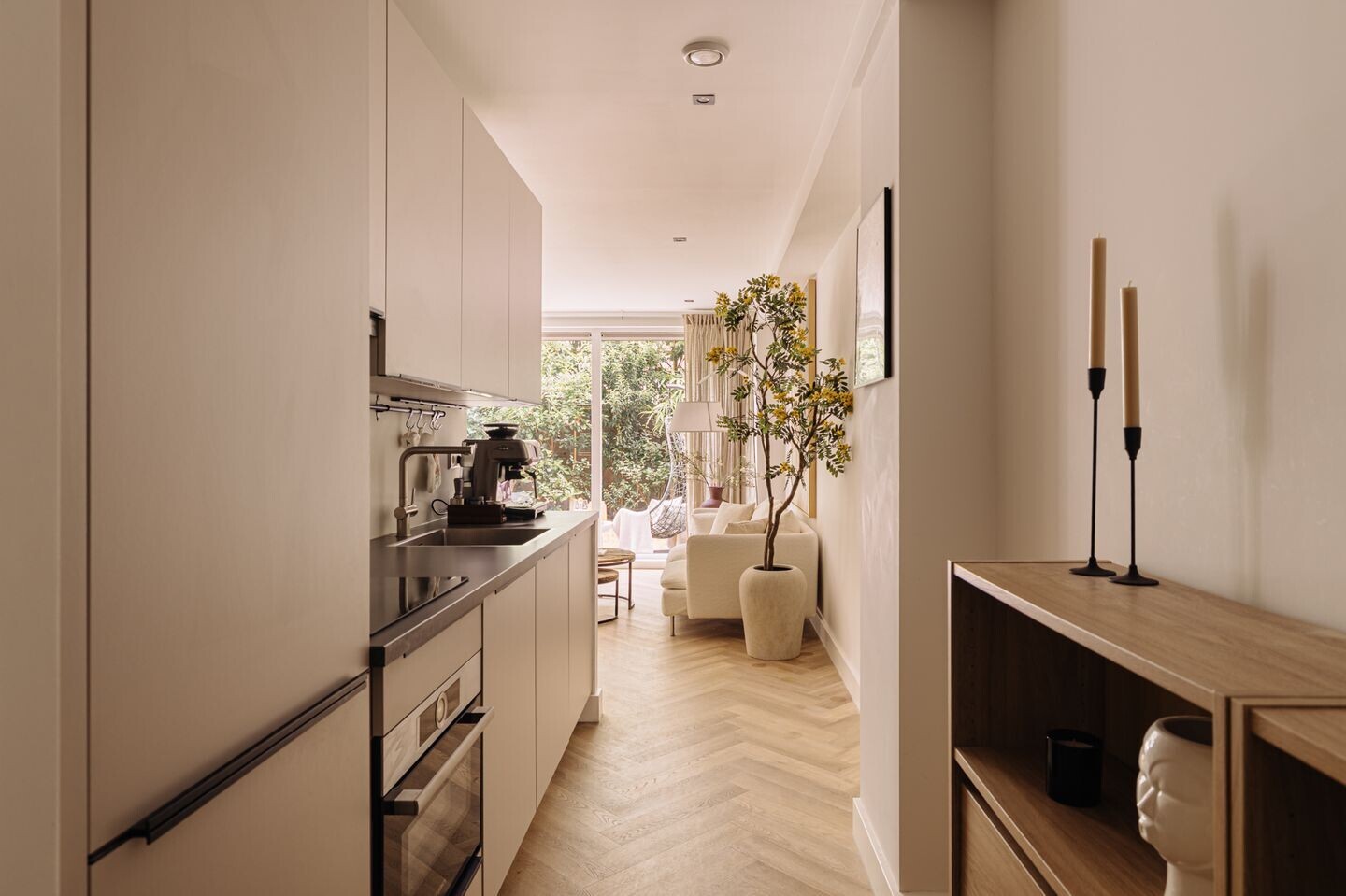 Studio te koop: Andreas Schelfhoutstraat 48H, Amsterdam