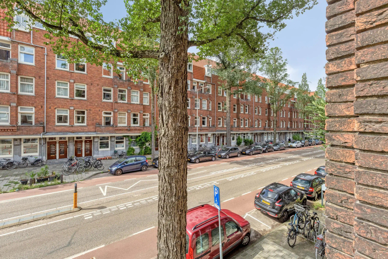Appartement te koop: Haarlemmermeerstraat 145-1, Amsterdam