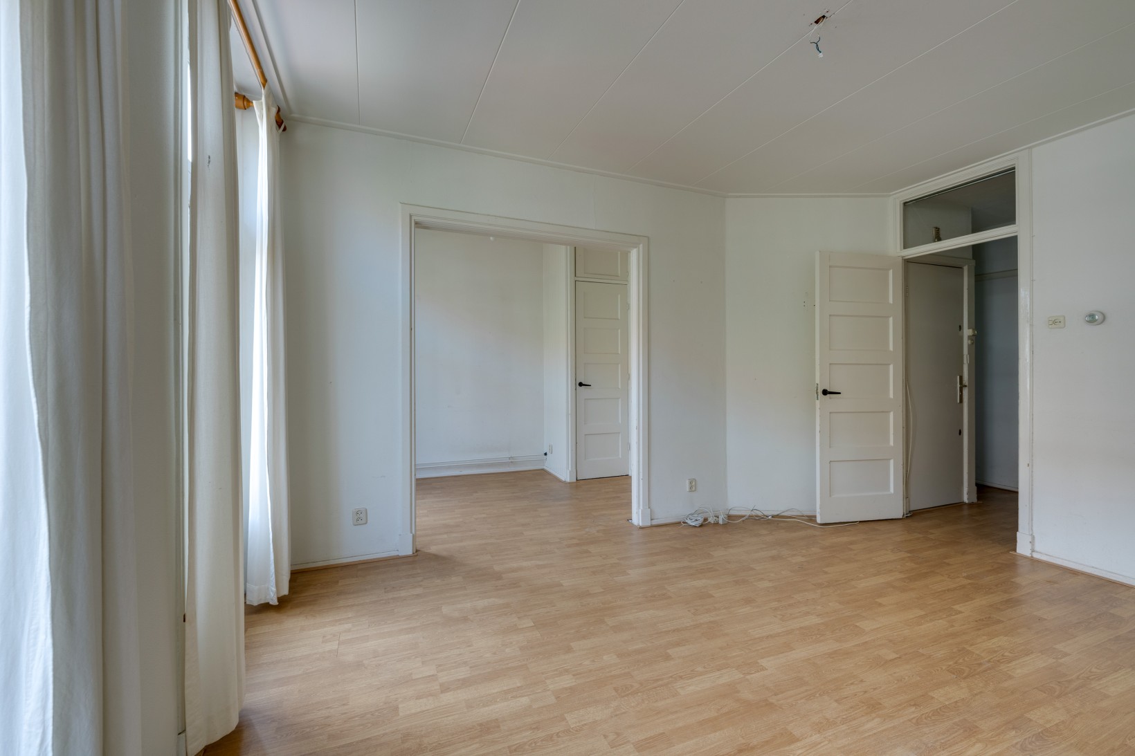 Studio te koop: Woestduinstraat 152-1, Amsterdam