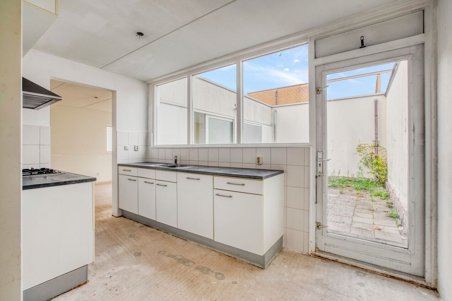 Tussenwoning te koop: Ben Avon 25, Amsterdam