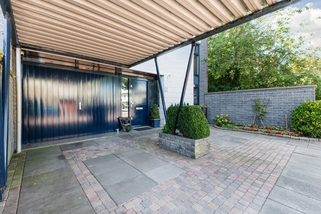 Hoekwoning te koop: Monte Viso 11, Amsterdam