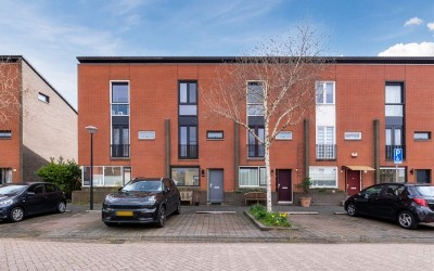 Pesetalaan 49