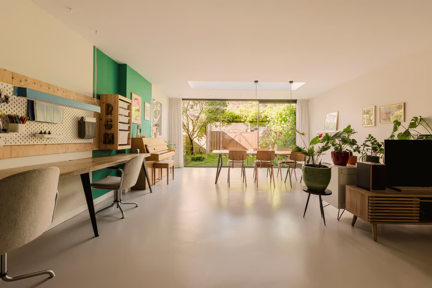Tussenwoning te koop: Lesbosstraat 36, Amsterdam