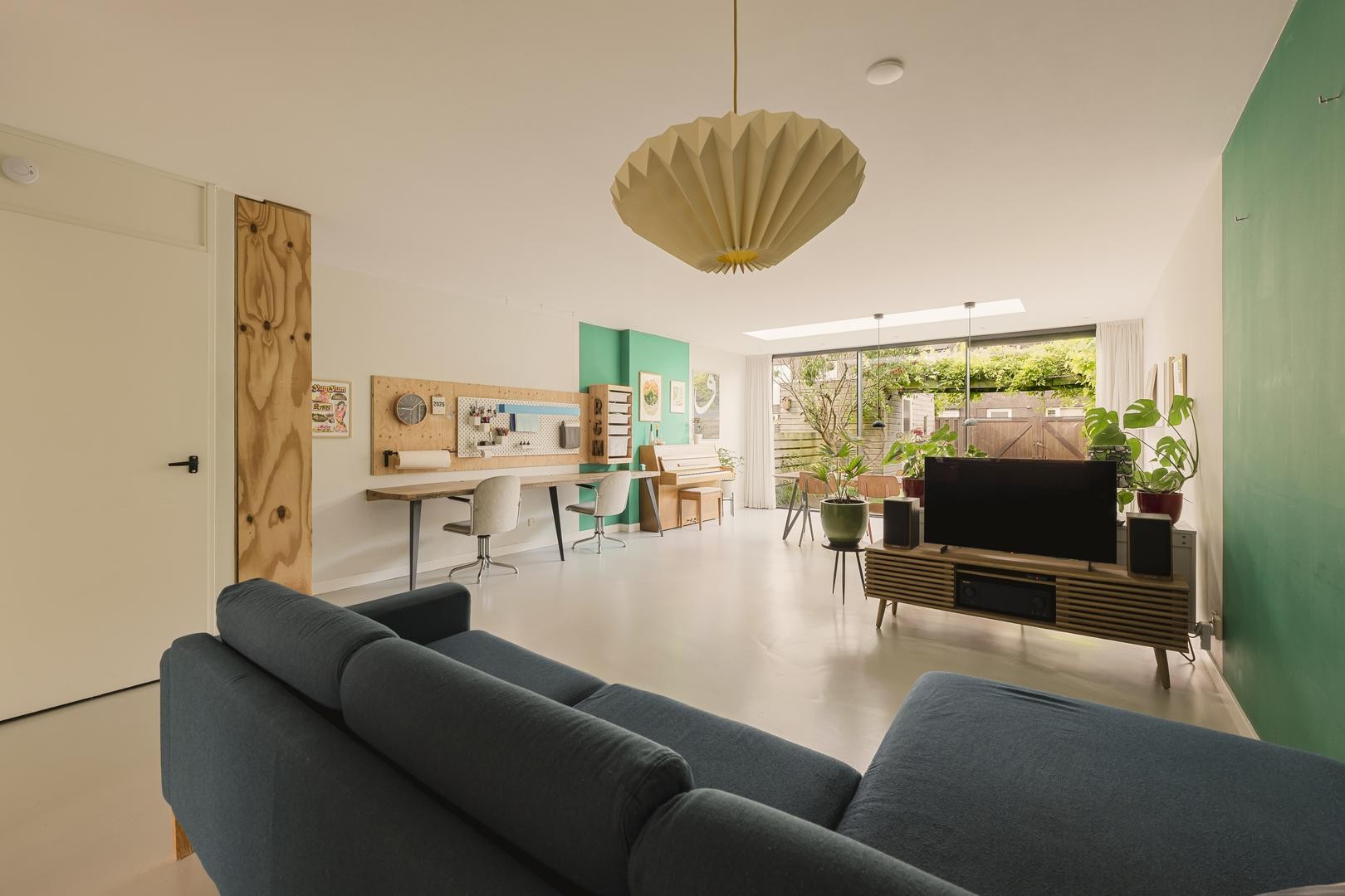 Tussenwoning te koop: Lesbosstraat 36, Amsterdam
