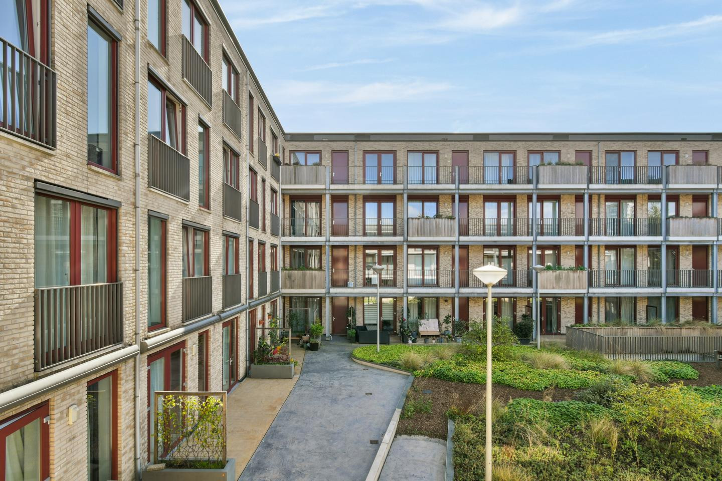 Appartement te koop: Suze Robertsonstraat 55, Amsterdam