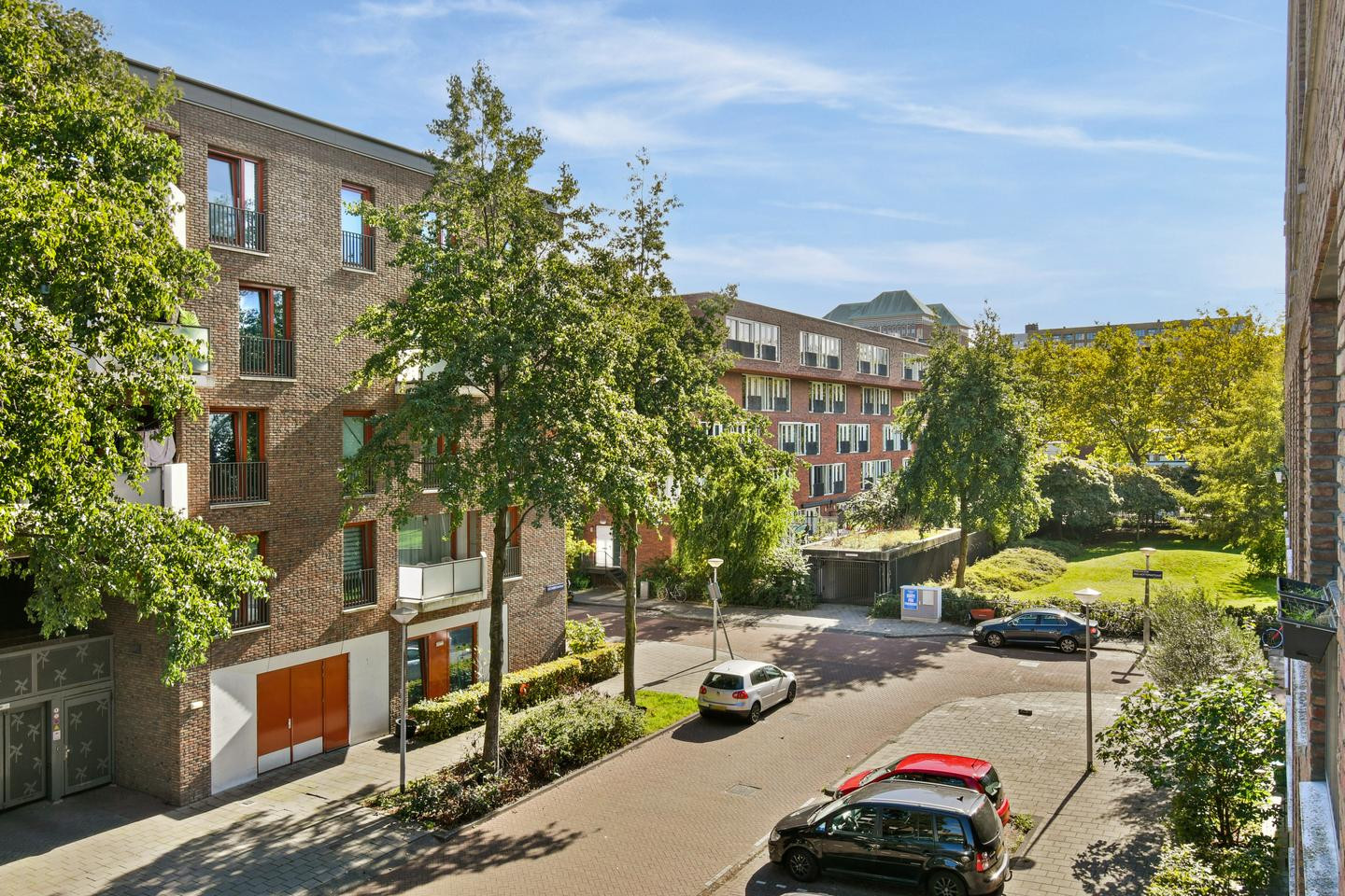 Appartement te koop: Suze Robertsonstraat 55, Amsterdam