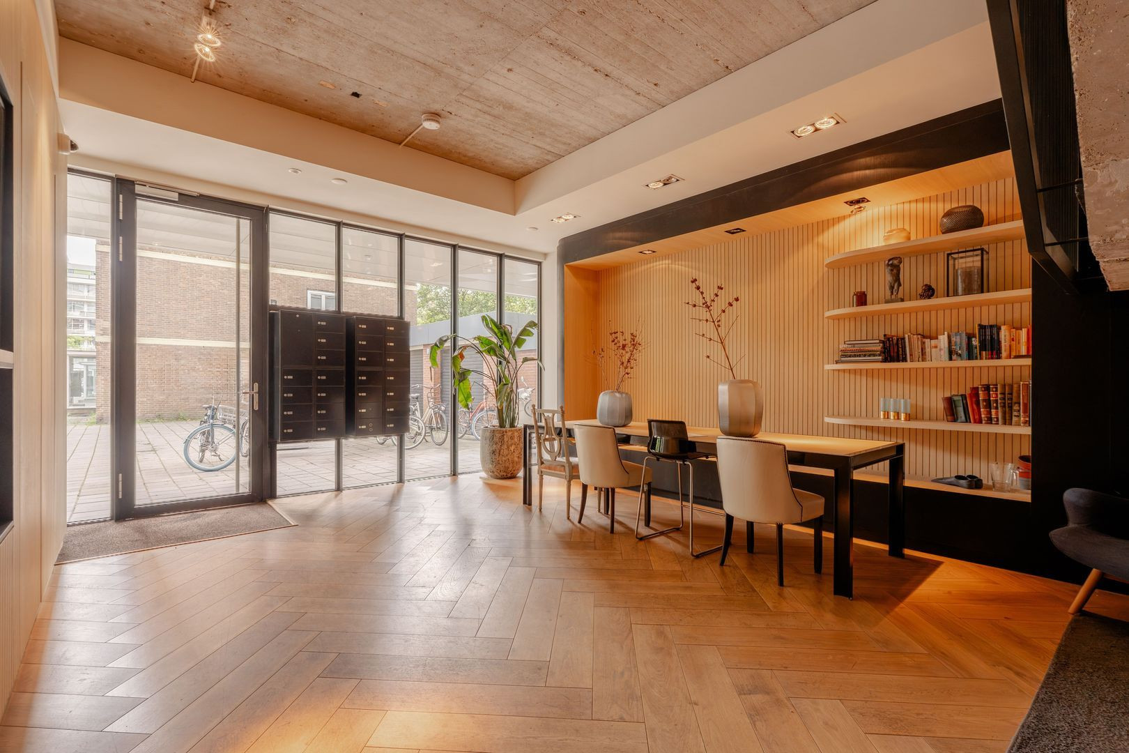 Studio te koop: Maassluisstraat 256L, Amsterdam