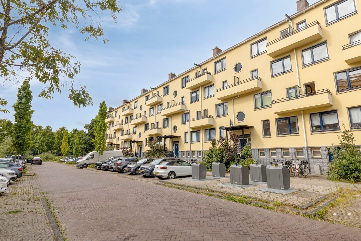 Studio te koop: Hermanus Coenradistraat 10-2, Amsterdam