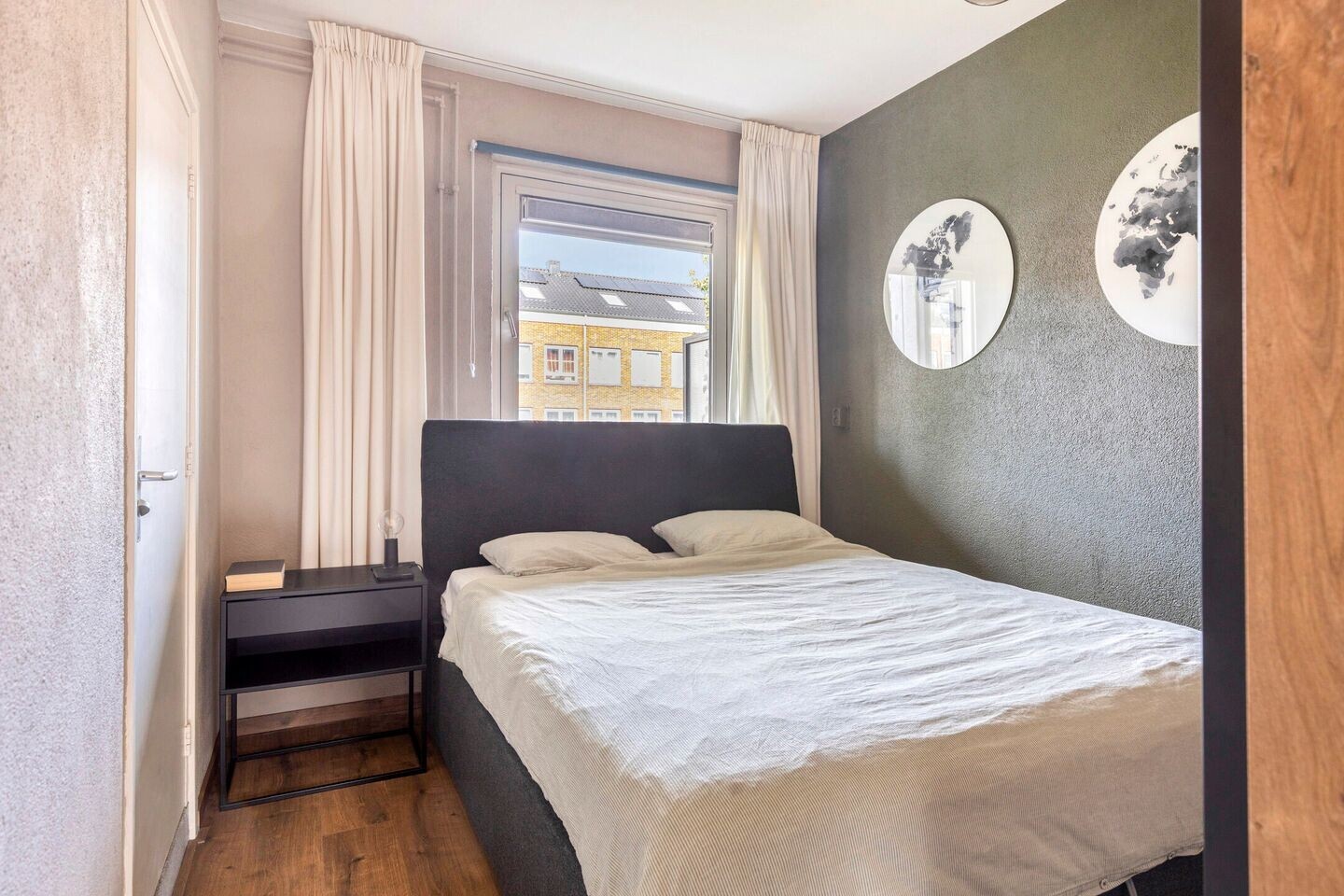Studio te koop: Hermanus Coenradistraat 10-2, Amsterdam