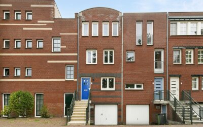 Dom H. van der Laanstraat 5