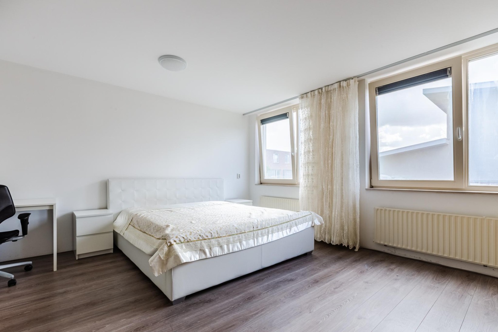 Tussenwoning te koop: Uffizilaan 11, Amsterdam