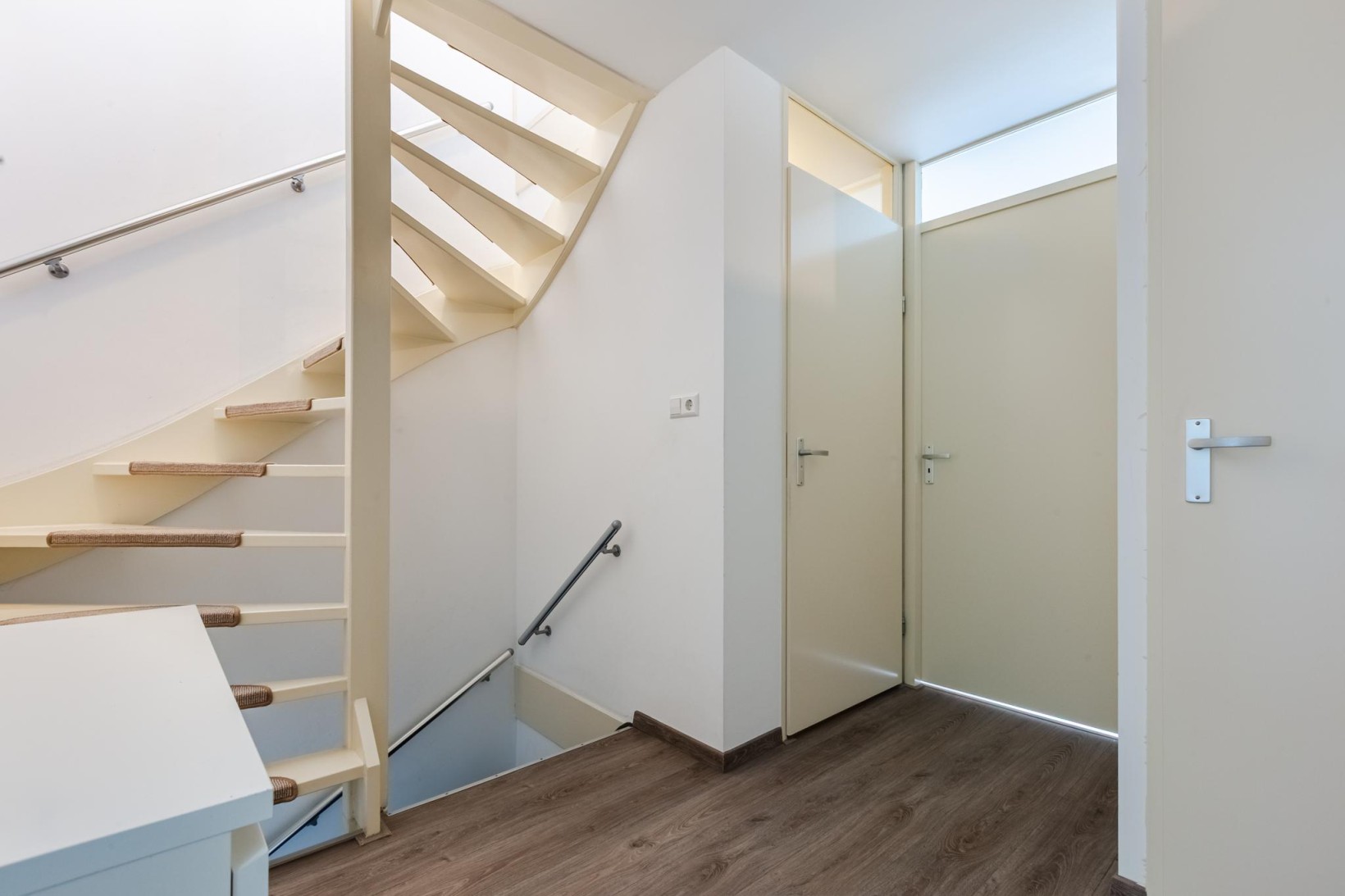 Tussenwoning te koop: Uffizilaan 11, Amsterdam