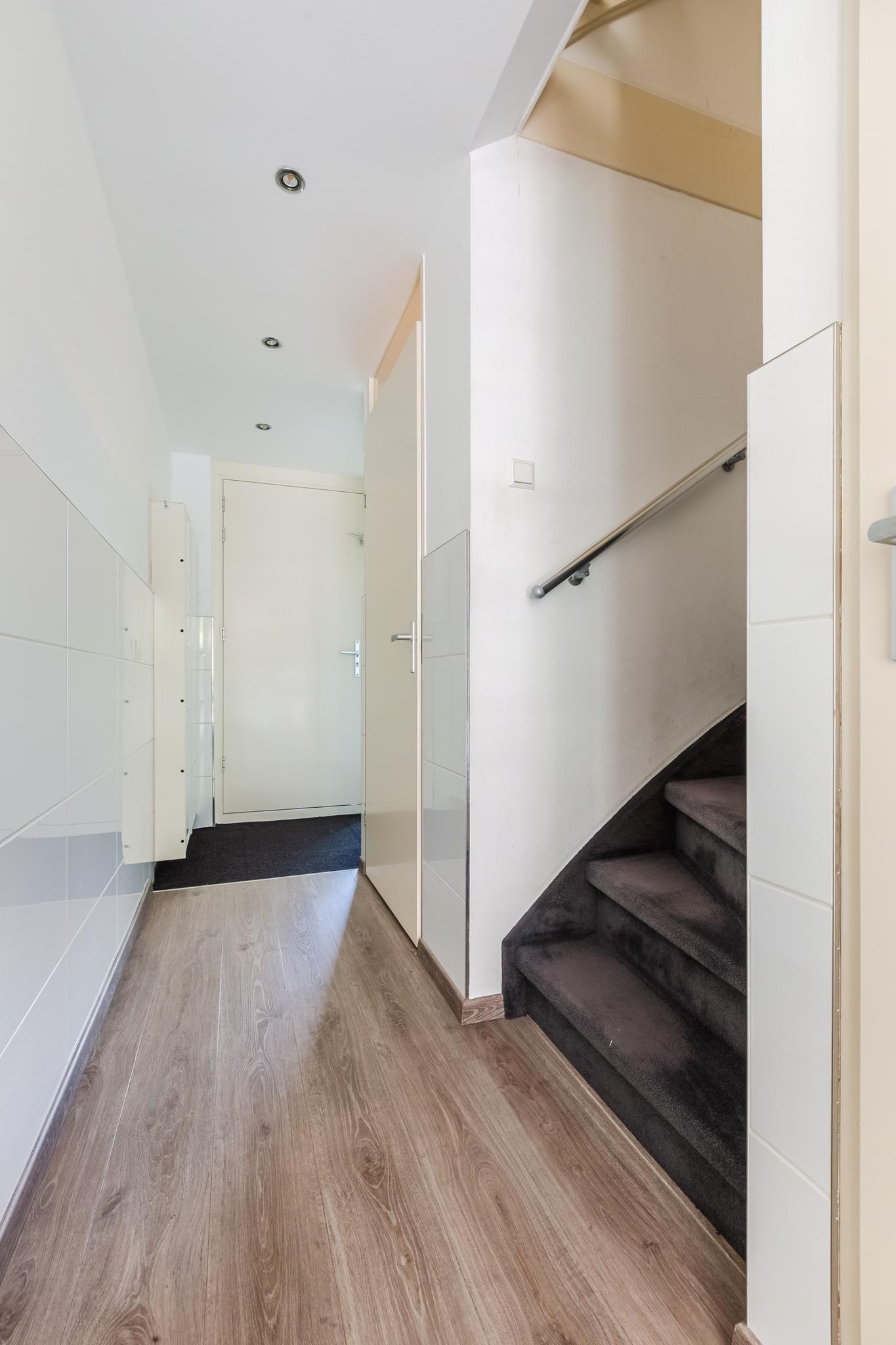 Tussenwoning te koop: Uffizilaan 11, Amsterdam